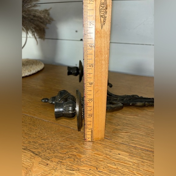 VINTAGE BRASS WALL CANDLE HOLDER – DOUBLE ARM - Picture 9 of 15
